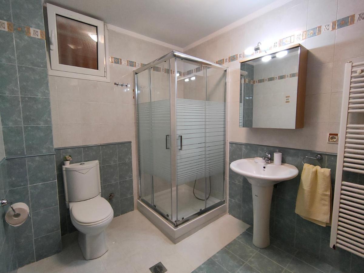 Vesta Apartment Tesalonika Bagian luar foto