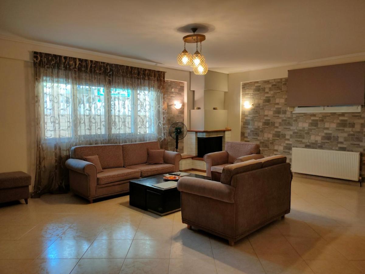 Vesta Apartment Tesalonika Bagian luar foto