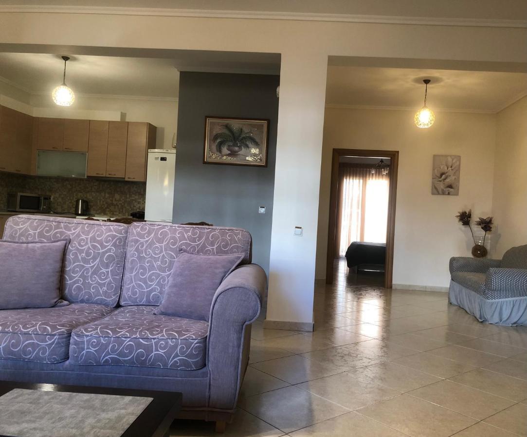 Vesta Apartment Tesalonika Bagian luar foto