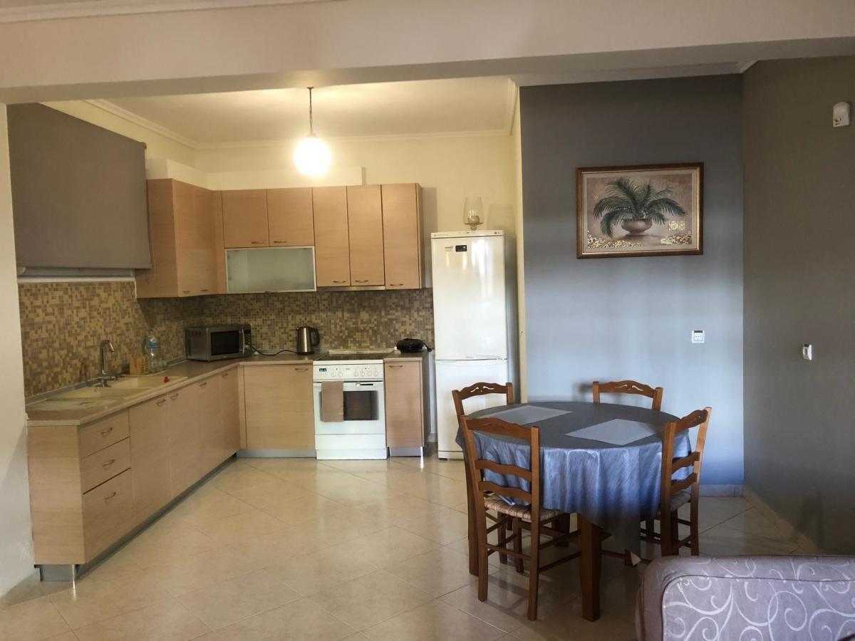 Vesta Apartment Tesalonika Bagian luar foto