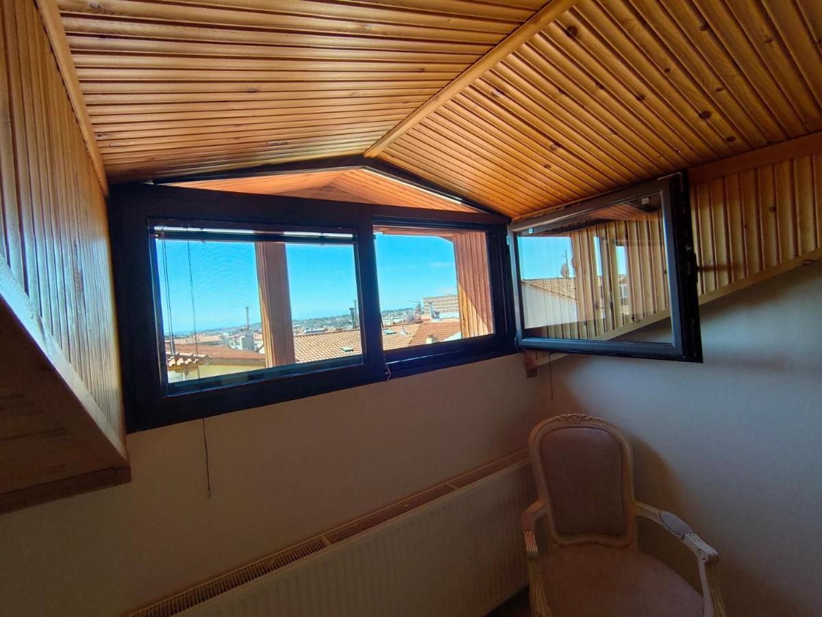 Vesta Apartment Tesalonika Bagian luar foto