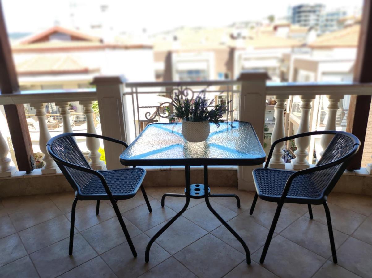 Vesta Apartment Tesalonika Bagian luar foto